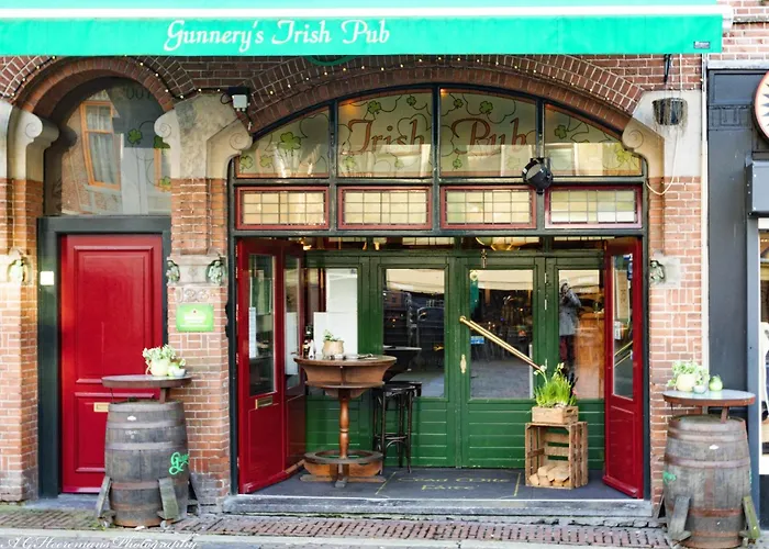 Gunnery\'S Guest House